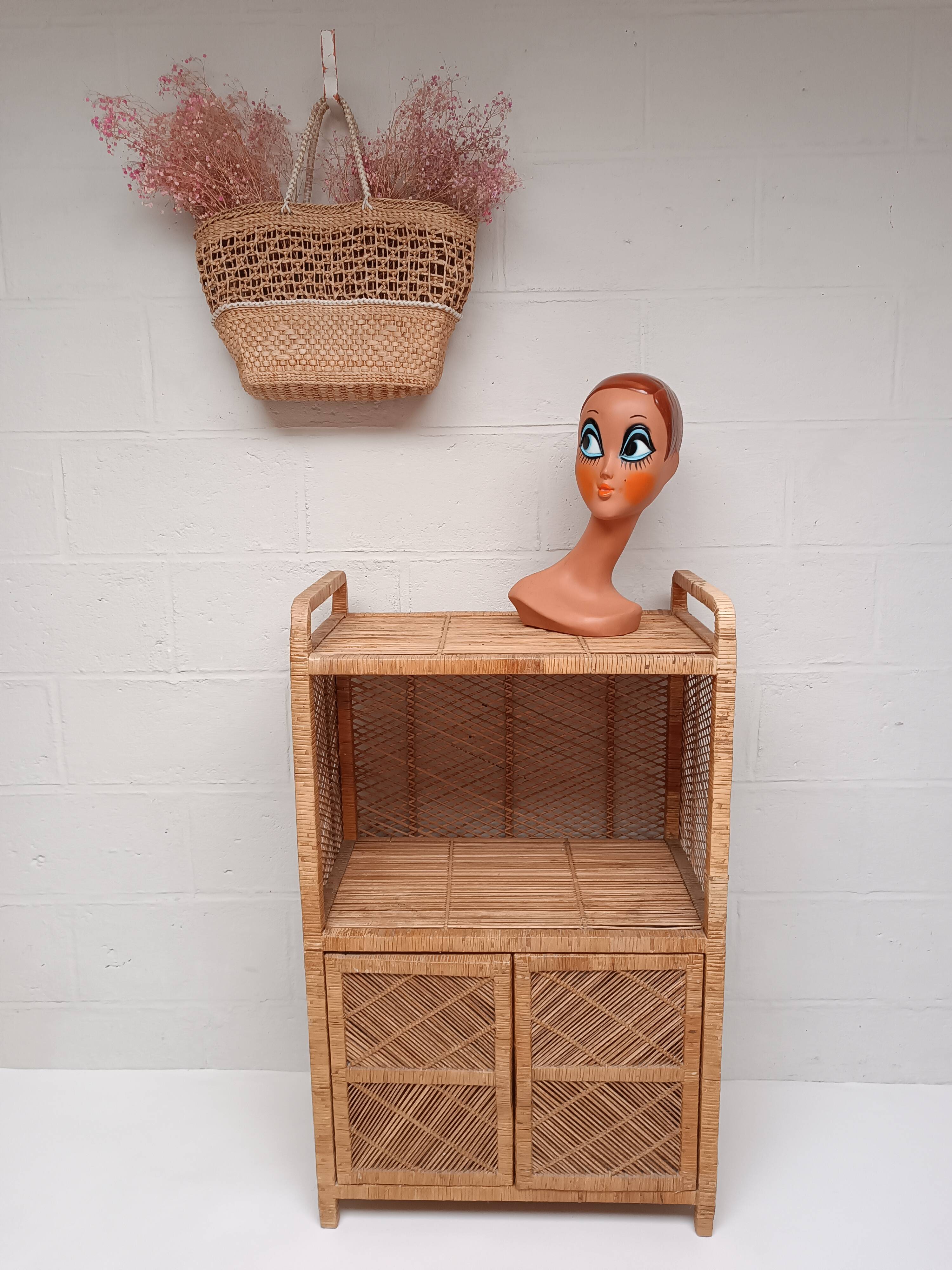 Buffet rattan bookcase shelf