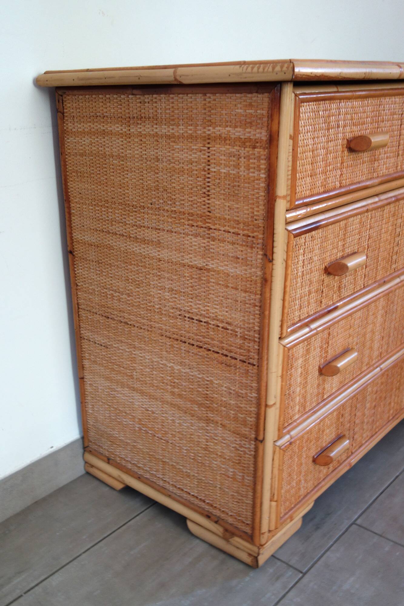Chest of drawers with 5 wicker and bamboo drawers, 70s/80s.