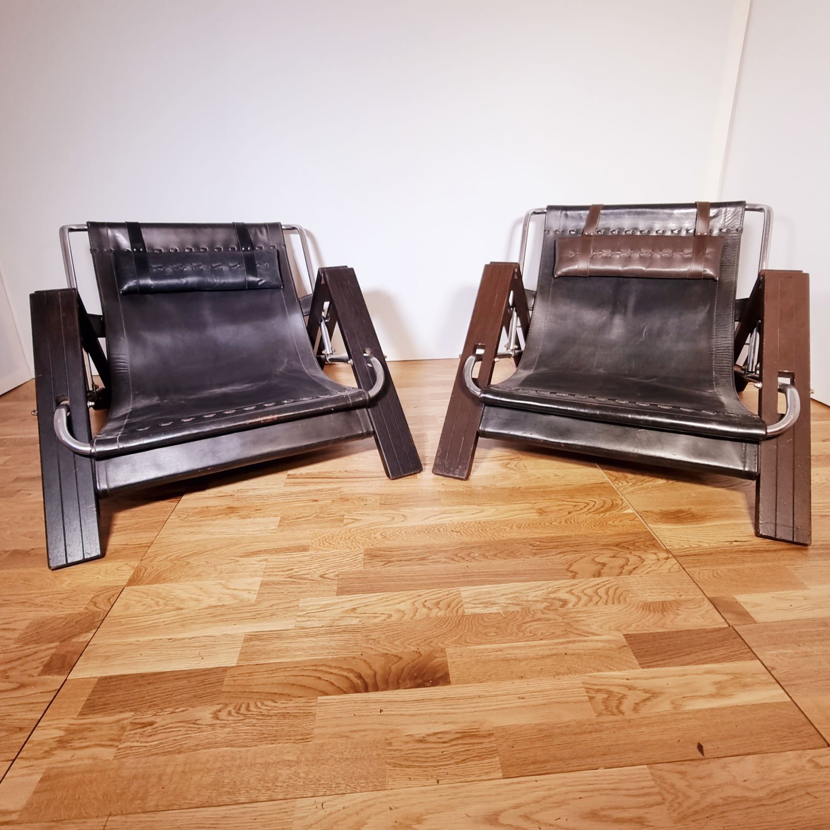 Two Grass Hopper armchairs by Sonja Wasser, circa 1970