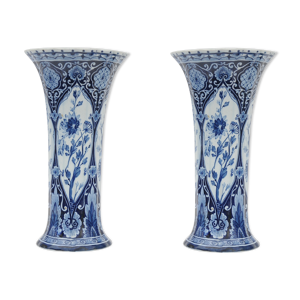 Paire de vases cornets - delft