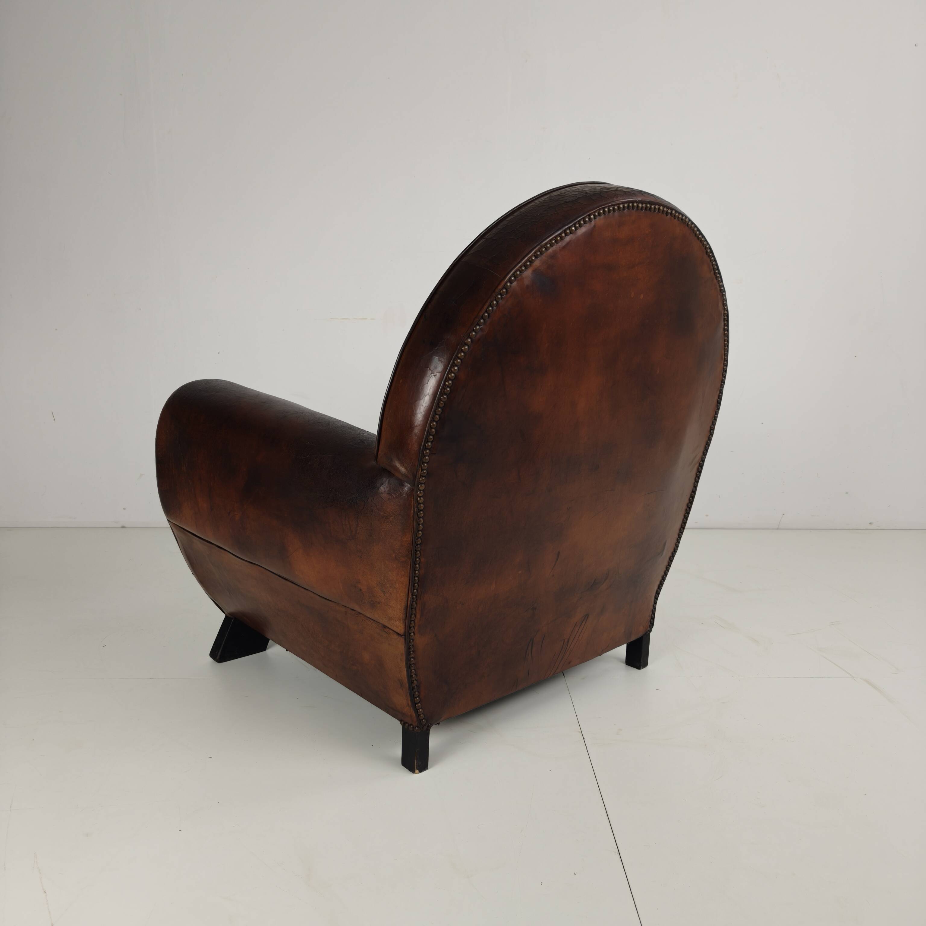 Leather Art Deco Gentleman’s Club Chair