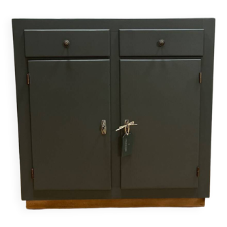 Small buffet - Completely renovated