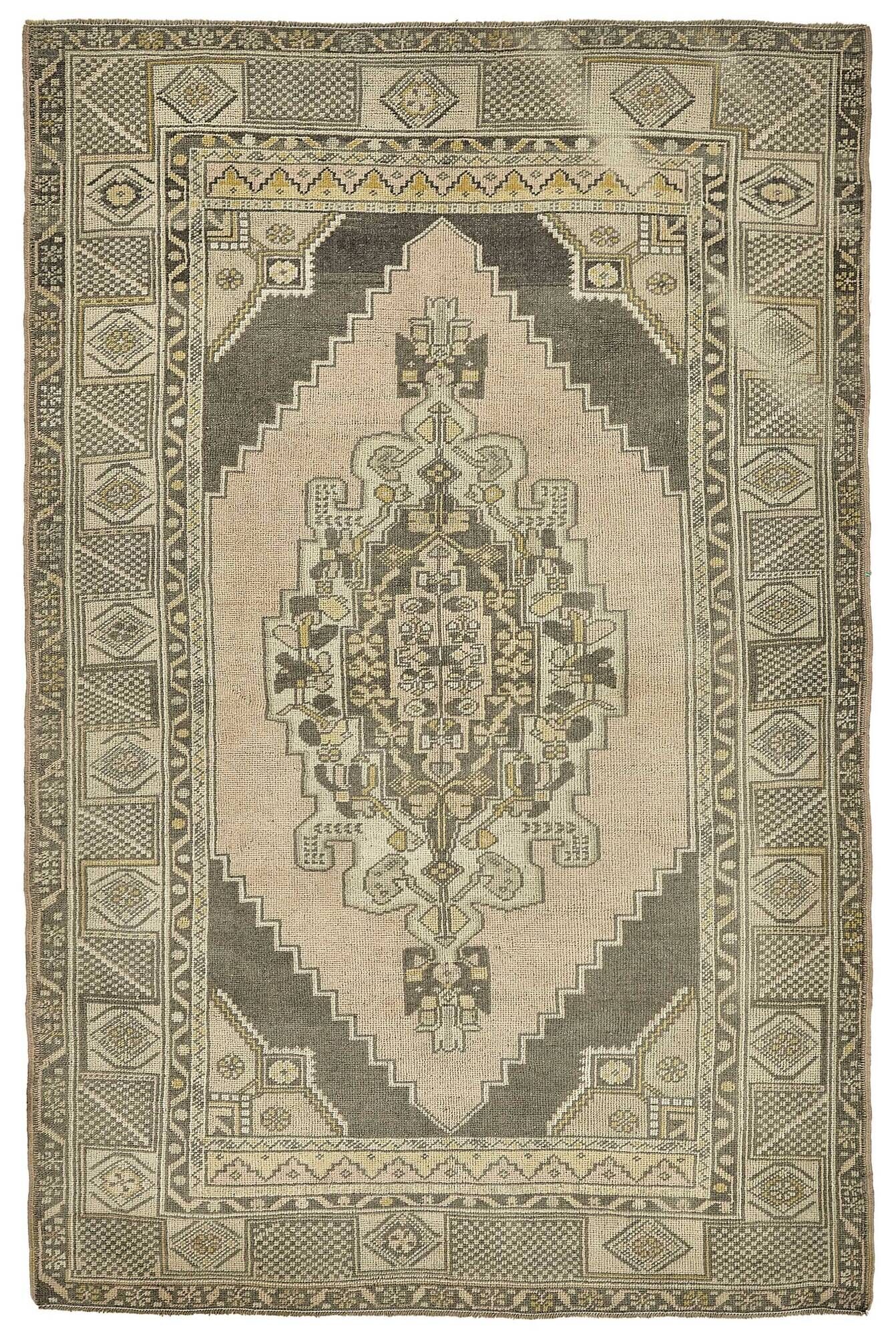 Turkish Vintage Anatolian Rug 147 cm x 223 cm