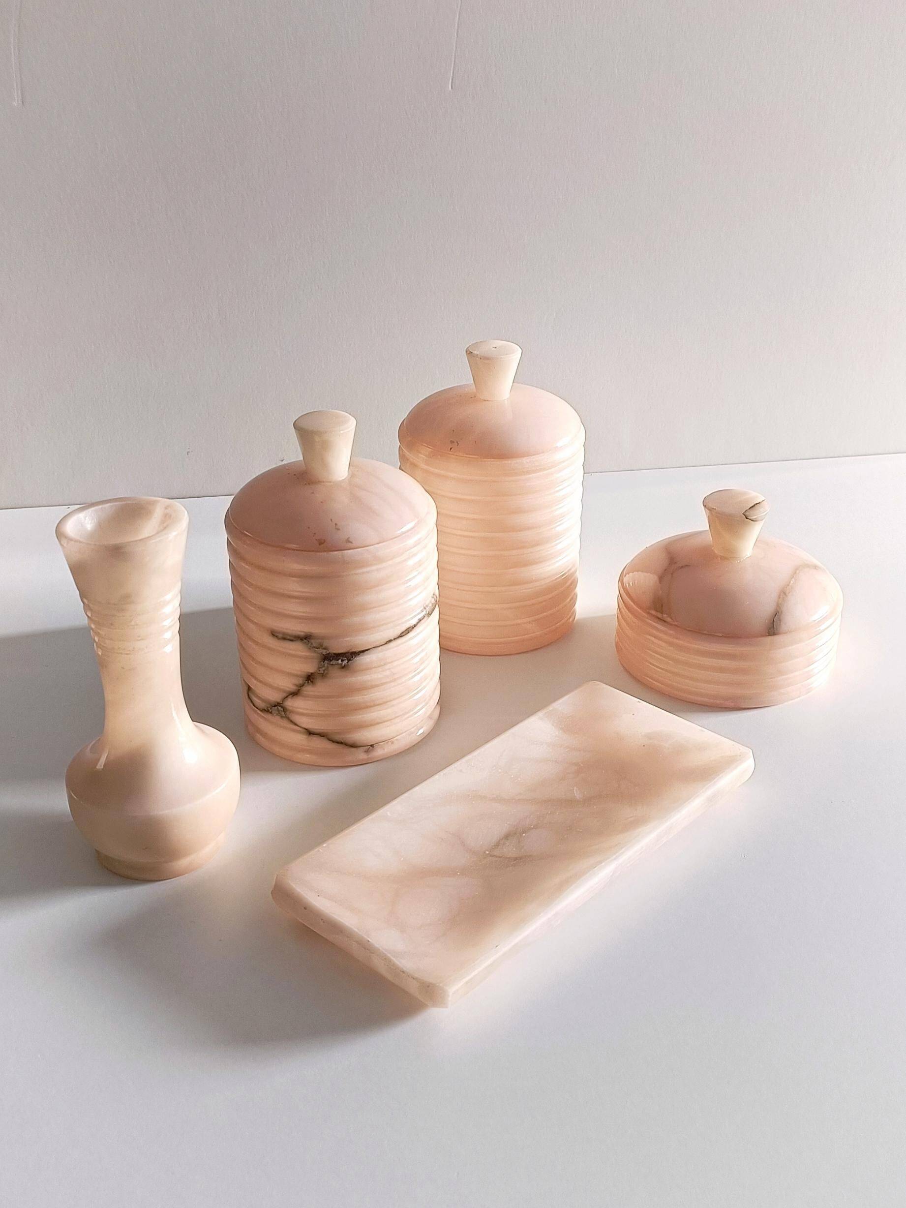 Mid Century Pink Alabaster Vanity or Bathroom Set, Handmade in Spain ci. 1960s