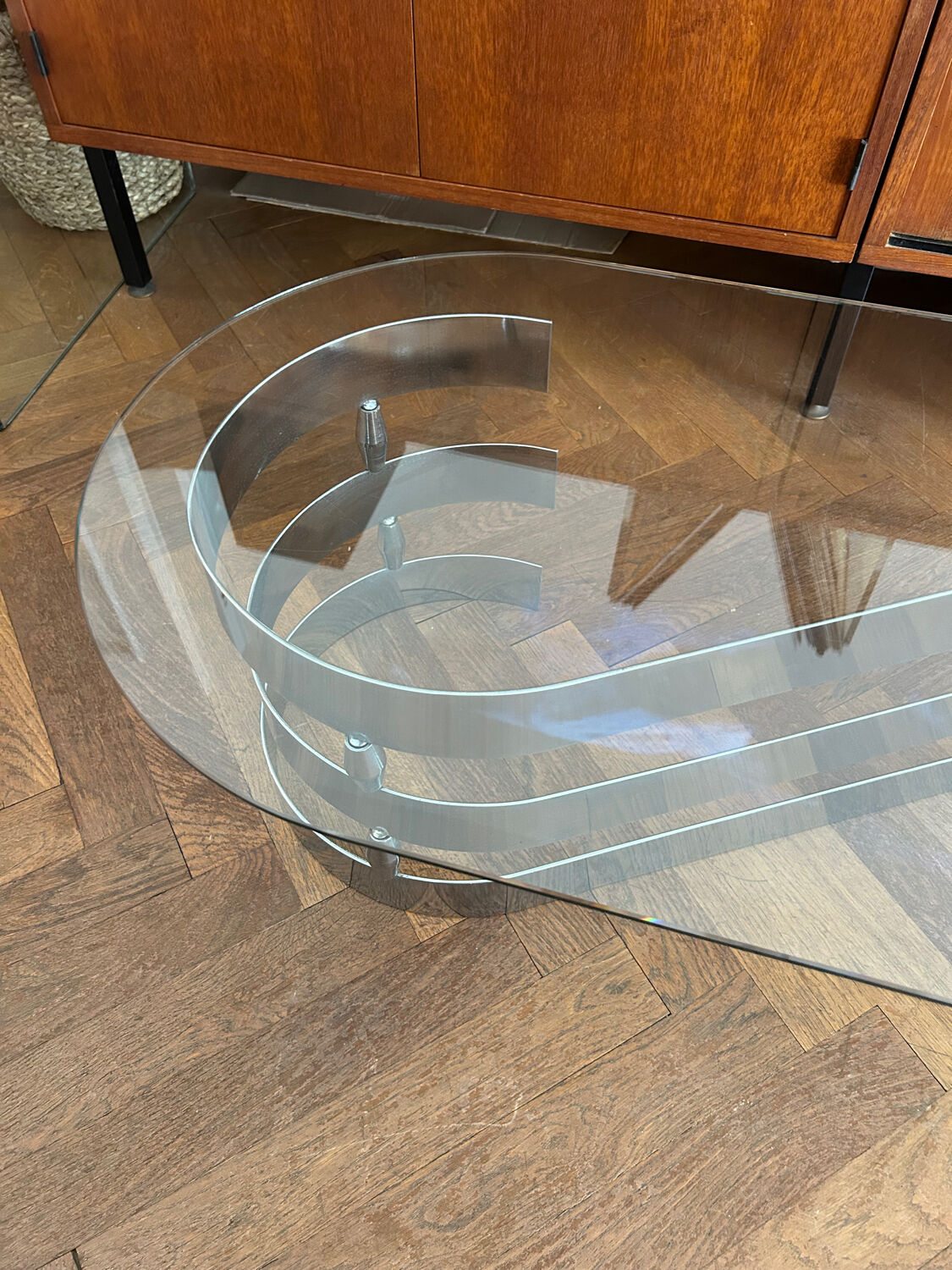 70s oval design coffee table in glass with chrome legs