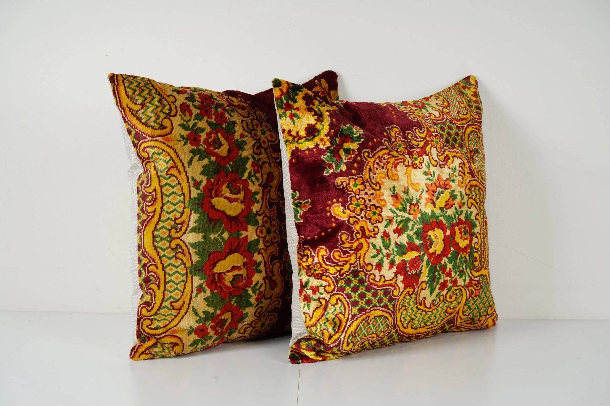 Set of 2 vintage velvet cushion covers 51x51 cm
