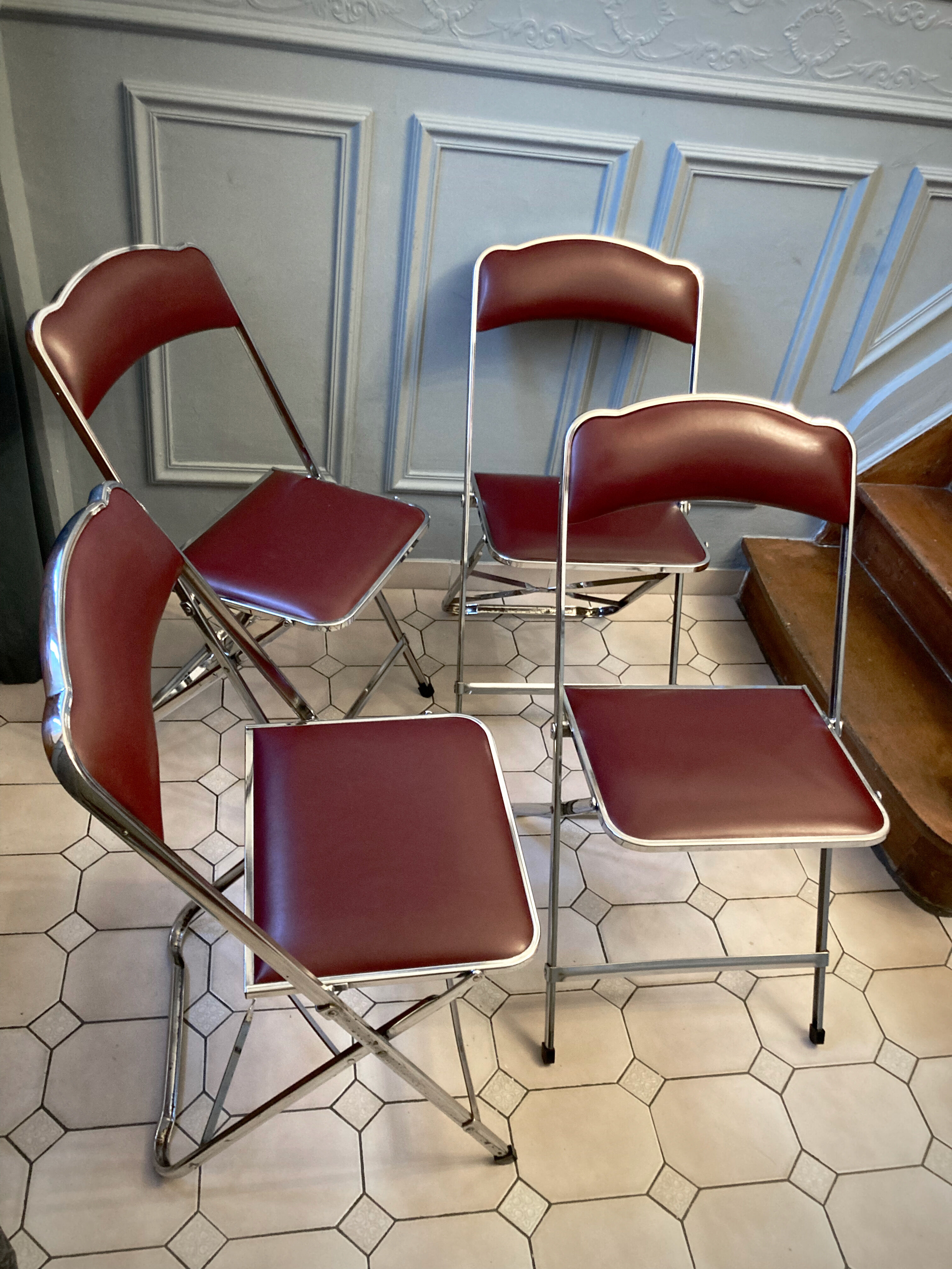 4 vintage folding chairs in chrome