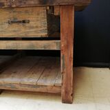 Ancien établi vintage de menuisier en bois, déco industrielle