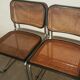 Paire de chaises B32