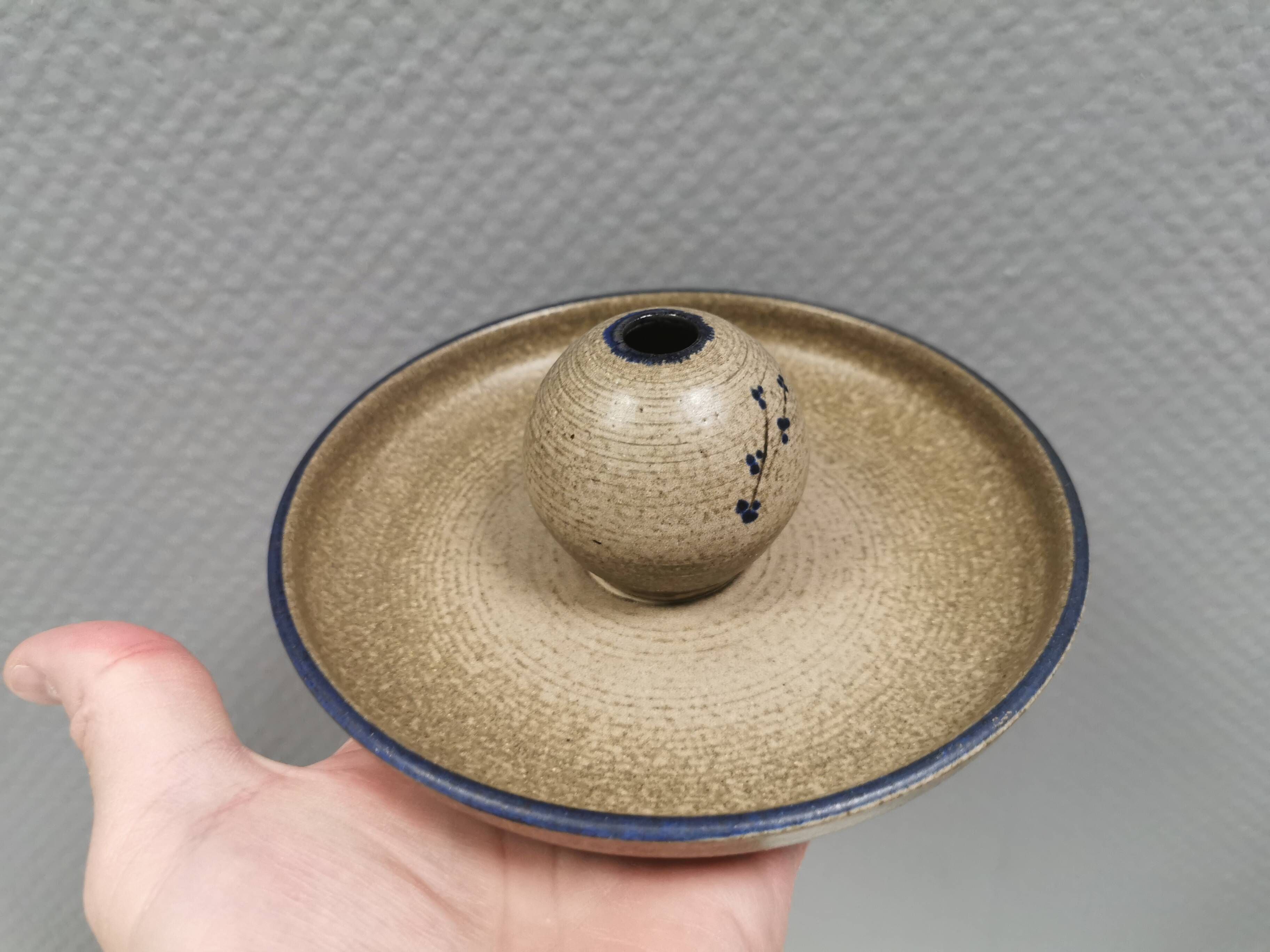 Beautiful bowl with a small knob ‘vase’ for a flower, Ulla ceramic Denmark