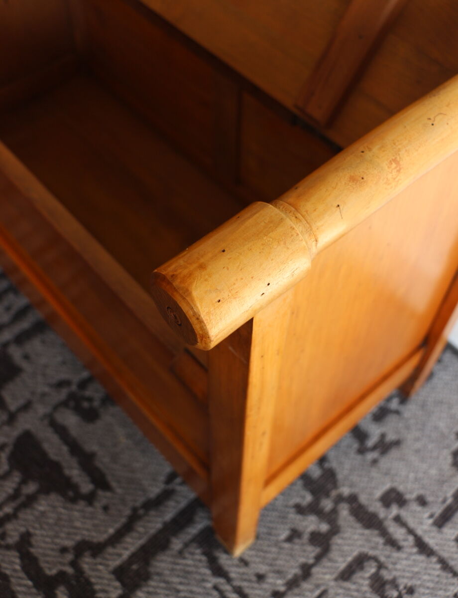 Bench trunk