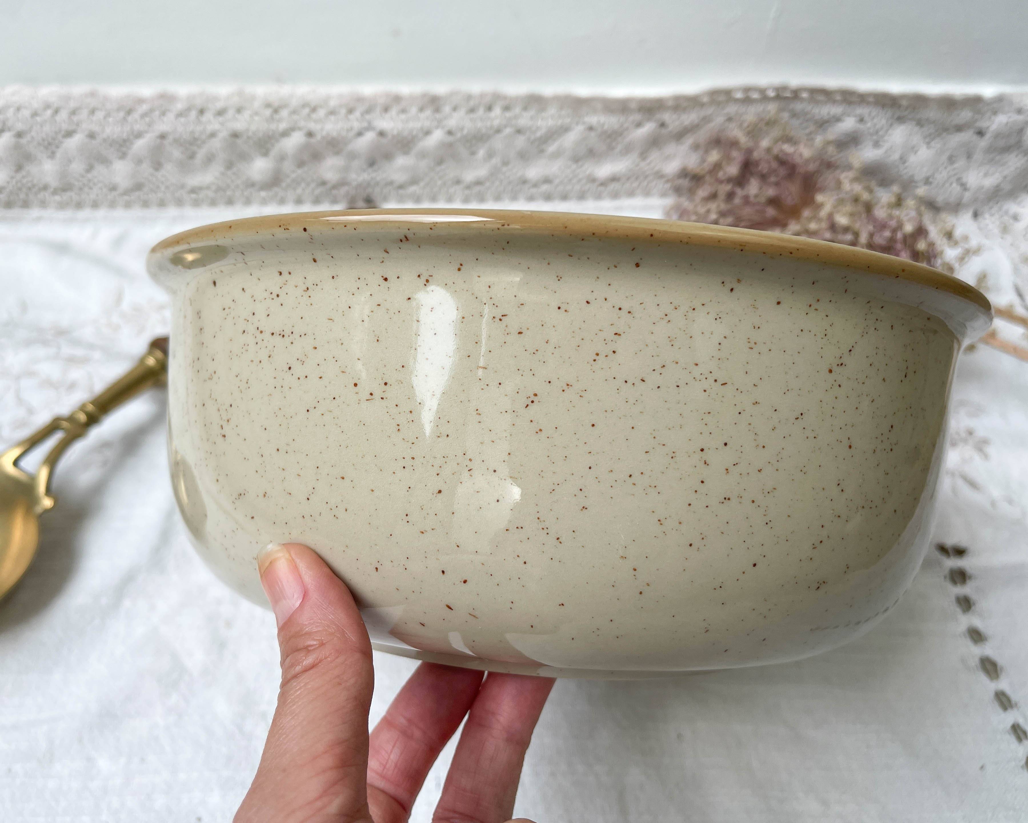 Beige speckled stoneware salad bowl Tulowice Poland 1970