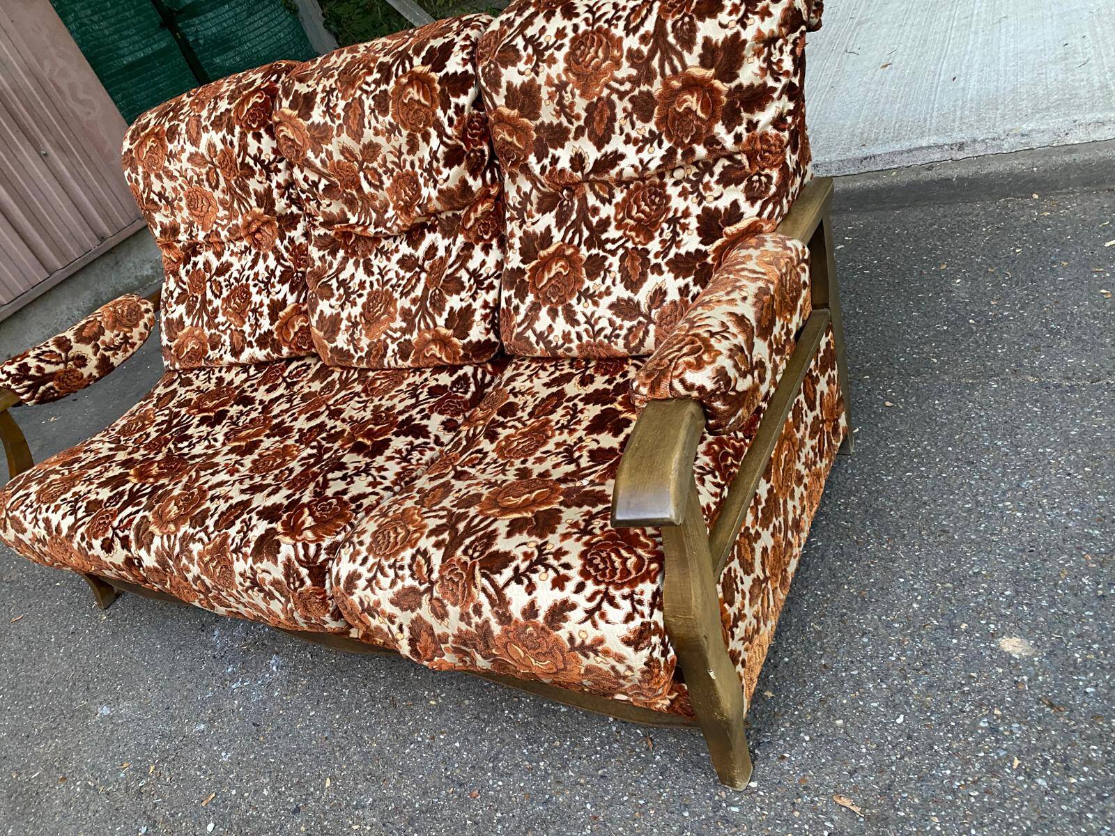 Vintage 70s 3-seater convertible sofa in floral velvet Méral France 1970