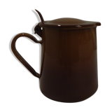 Former enamelled milk pitcher