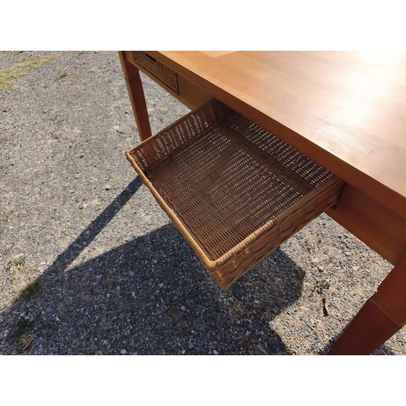 Table vintage en pin et osier