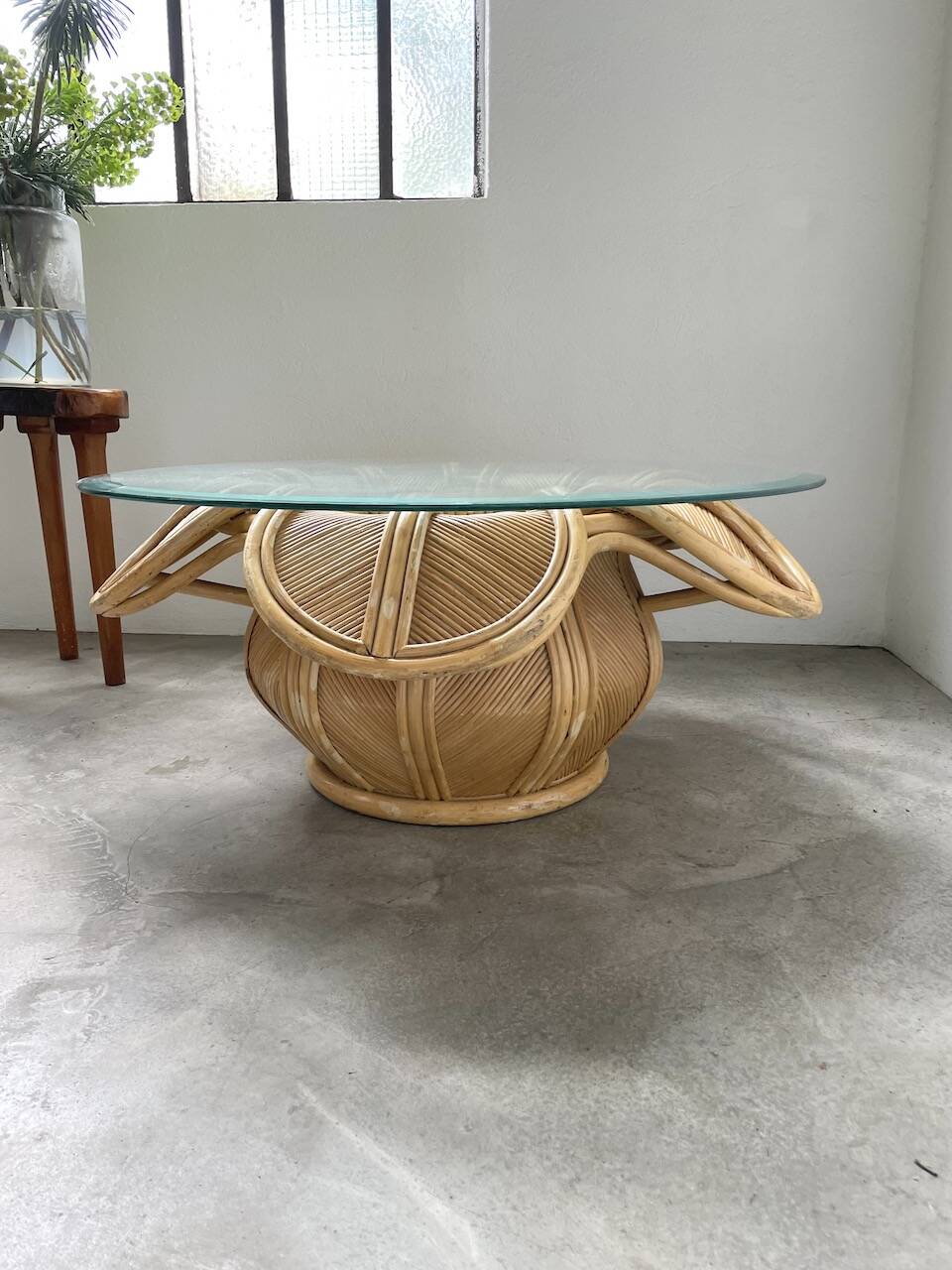 Vivai del sud “flower” rattan coffee table