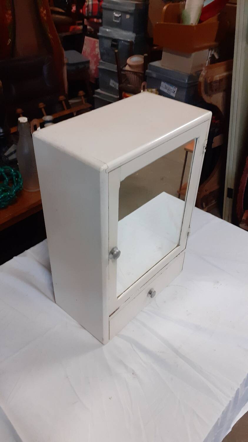 Medicine cabinet