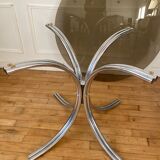 Table ronde en métal et verre fumé années 70