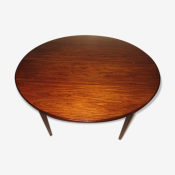 Danish dining table in rosewood by Omann Jun's Møbelfabrik G.Omann