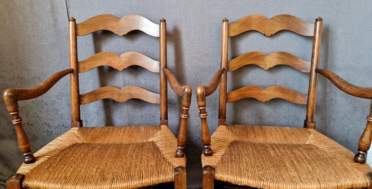 Paire de fauteuil de style provencale