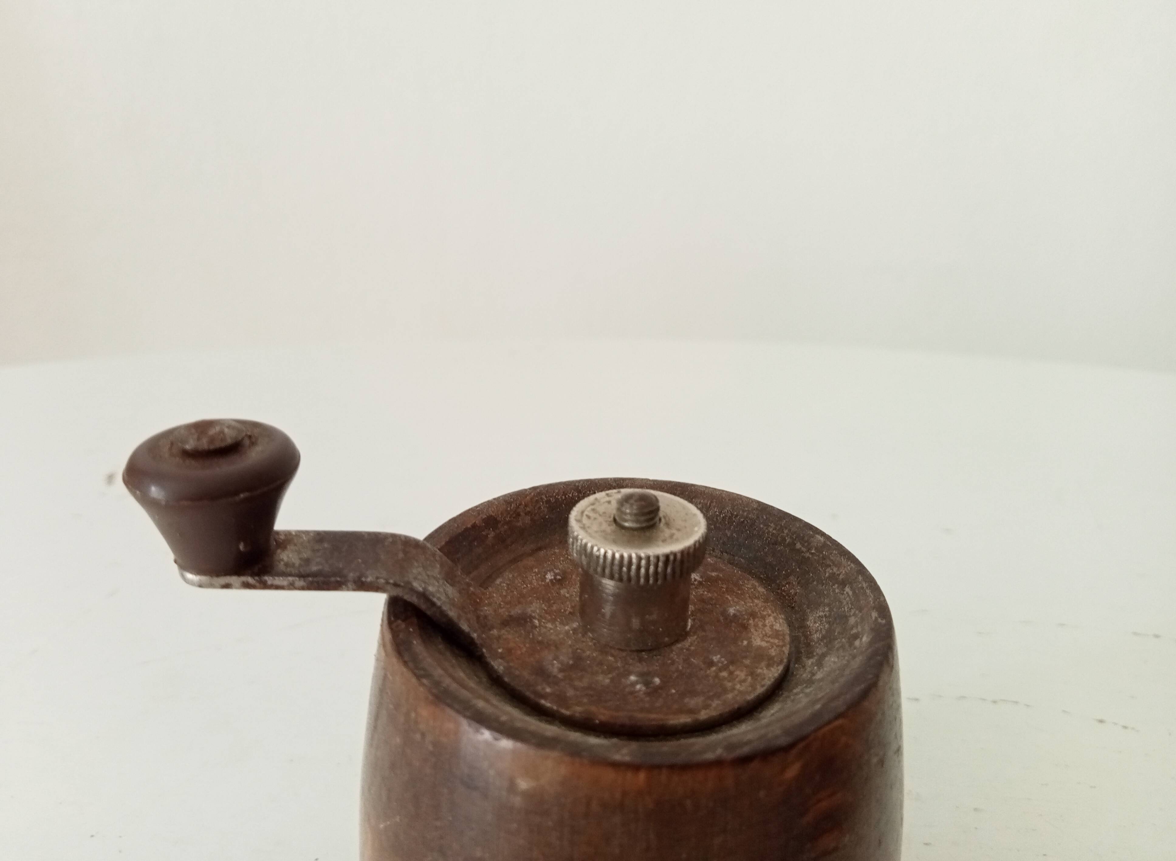 Vintage Marlux pepper mill pair for decoration.