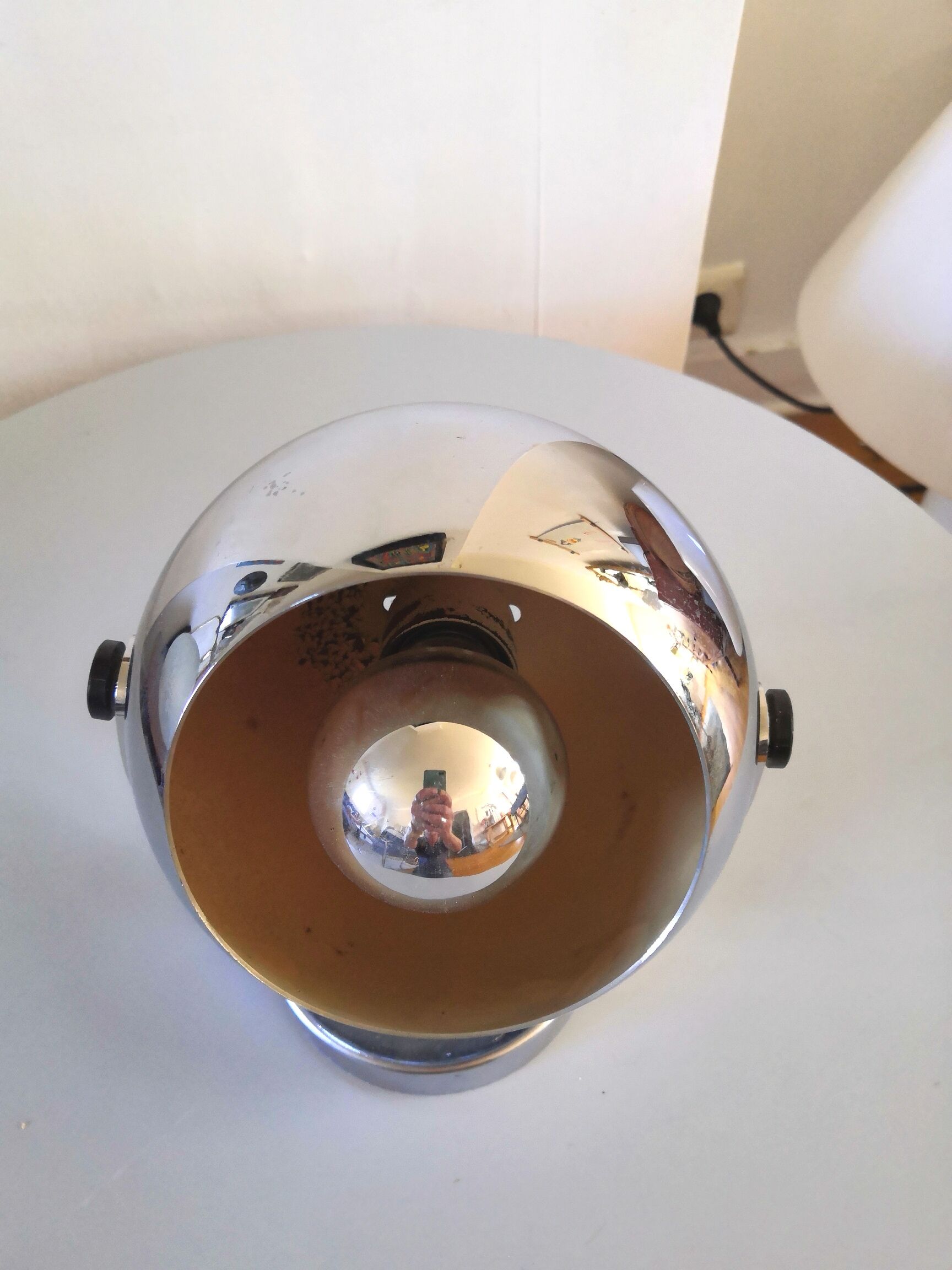 Applique eye ball en inox design années 70