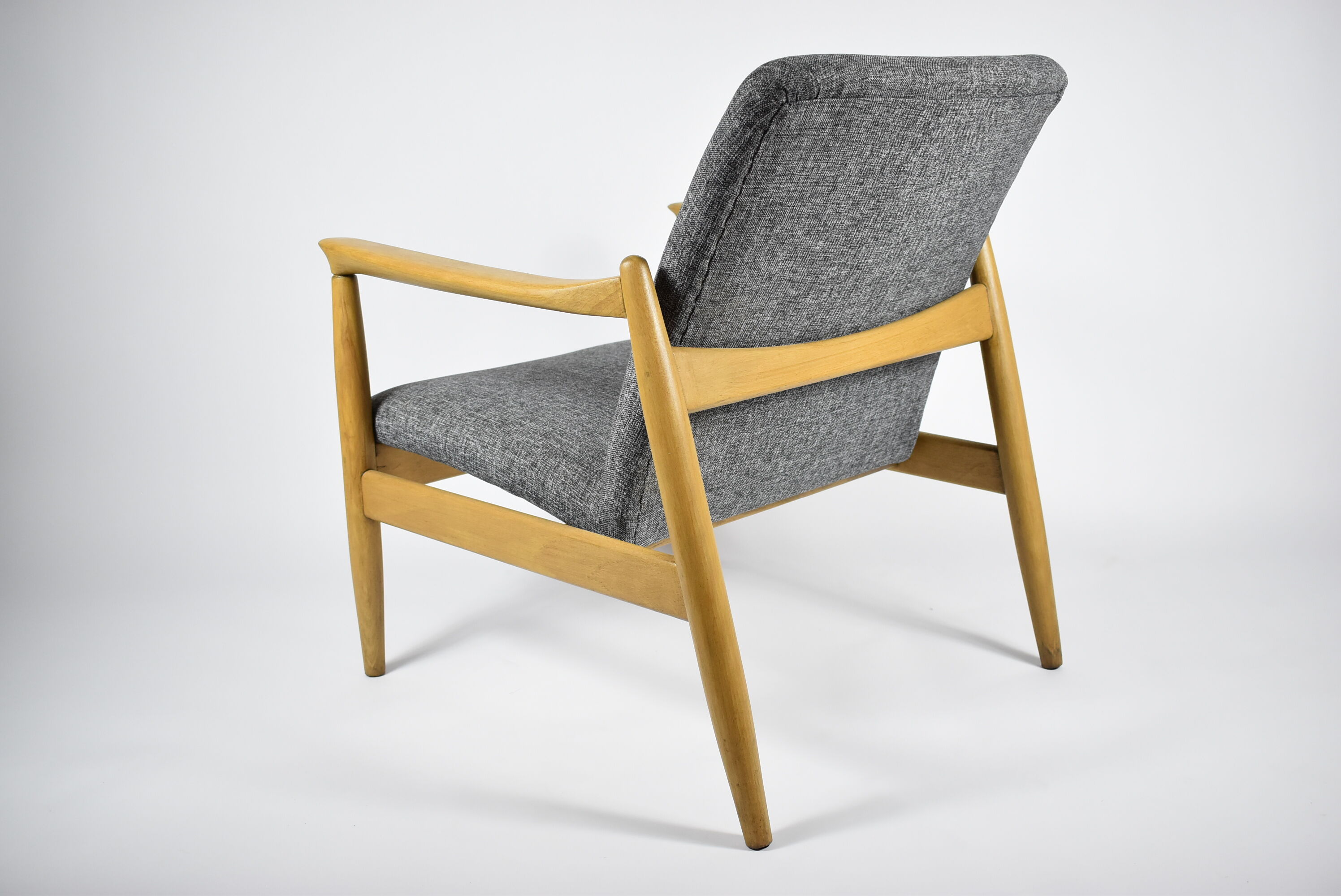 Original restored armchair GFM-64, designer E.Homa, 1960s, grey