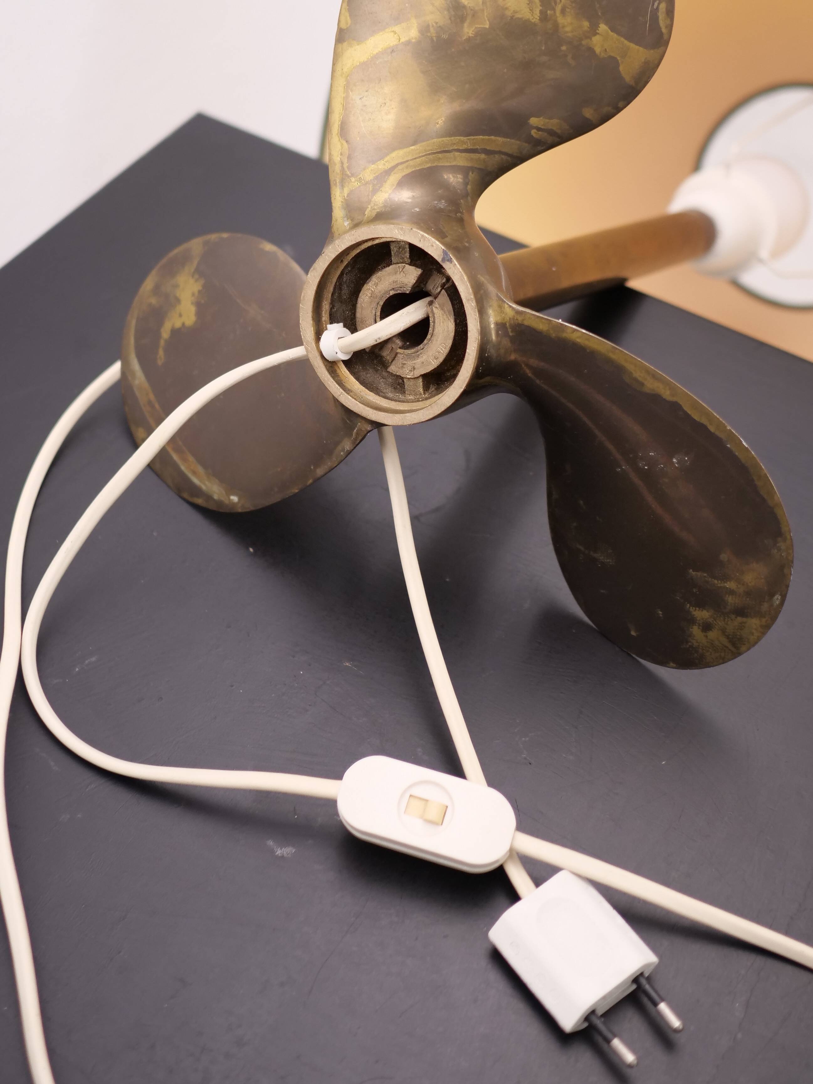 Solid brass helix lamp