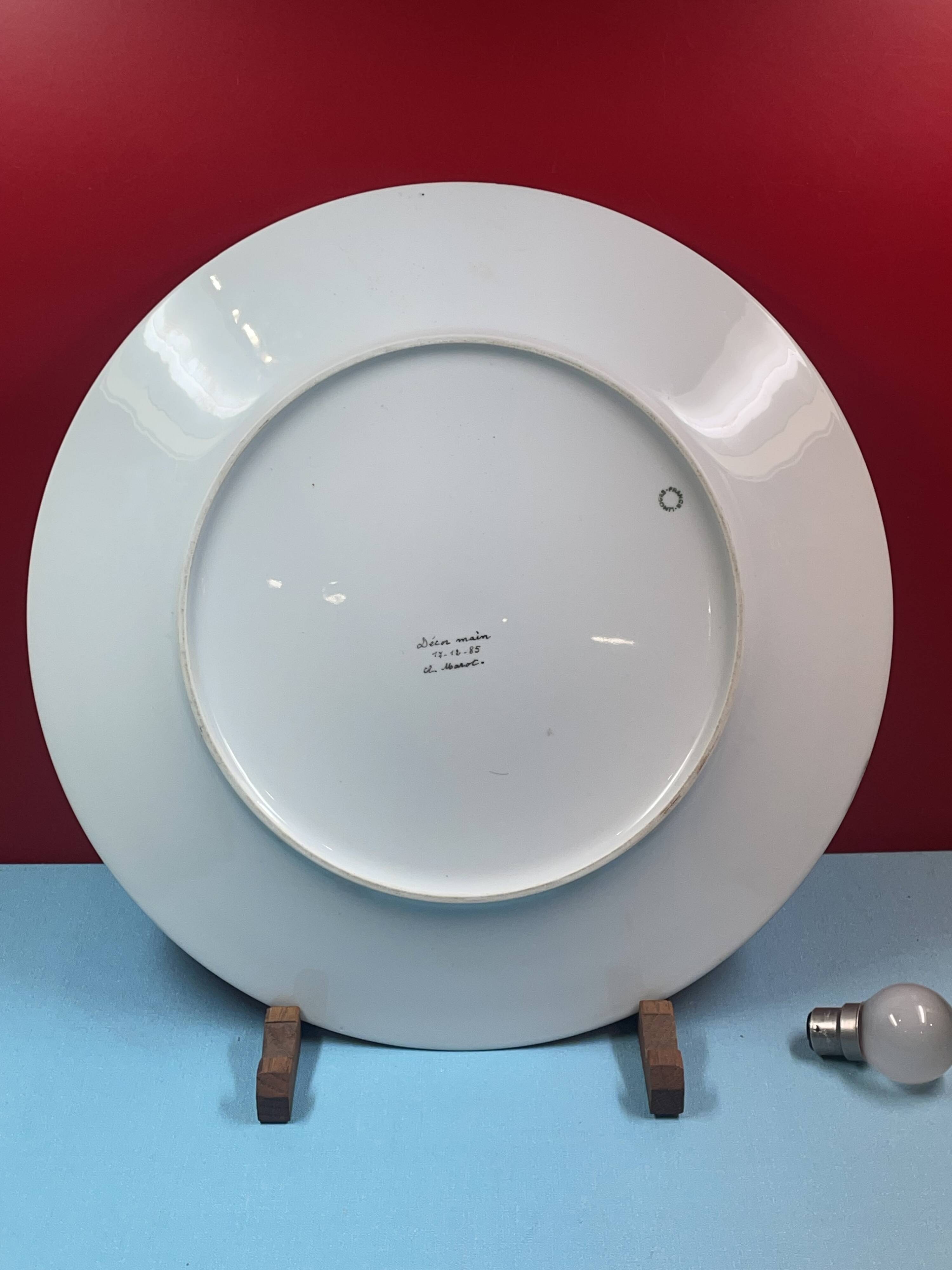 Large round dish decorated with ferns, marot limoges 41 cm