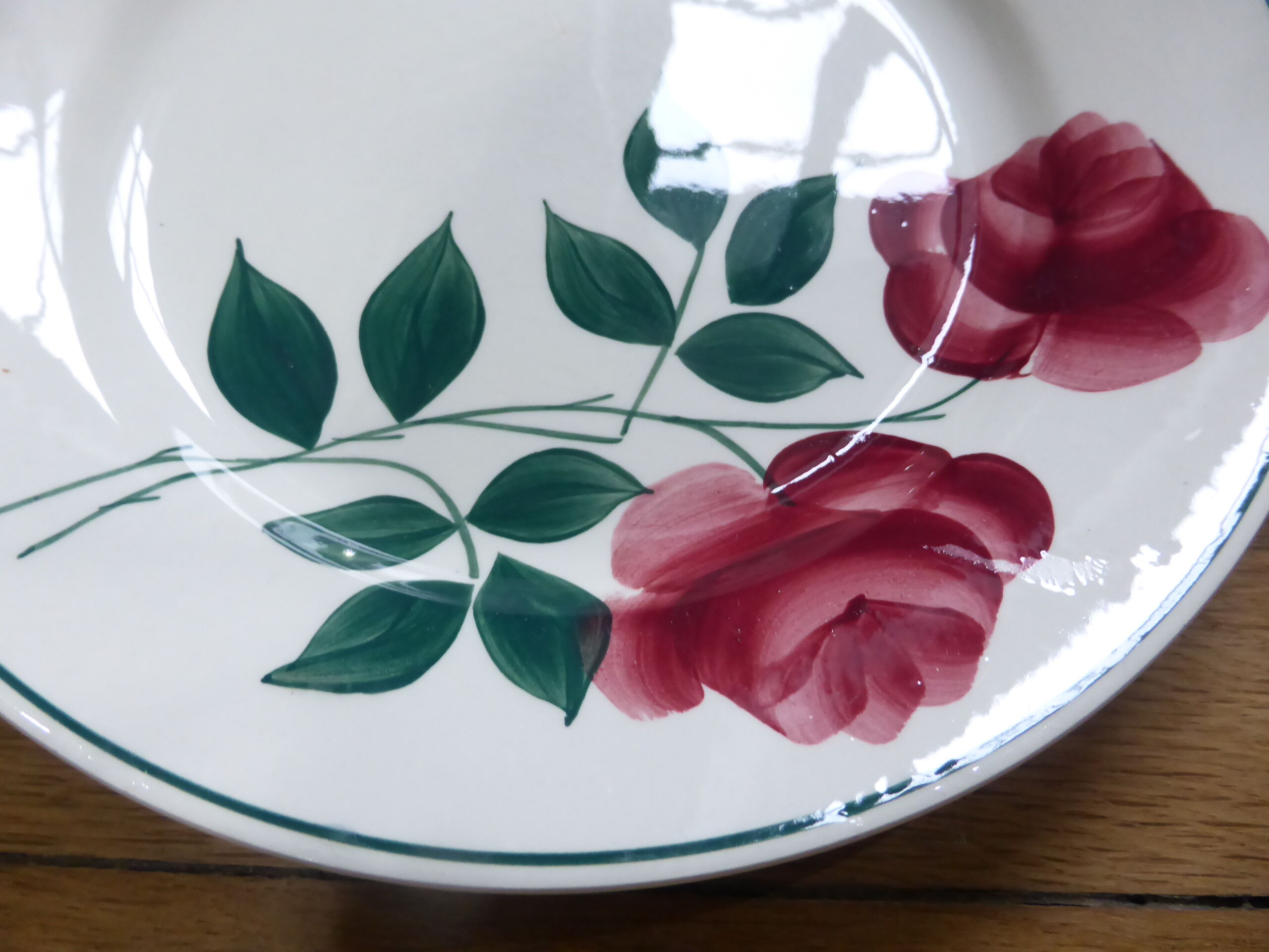 Set of 4 antique mixed flat plates