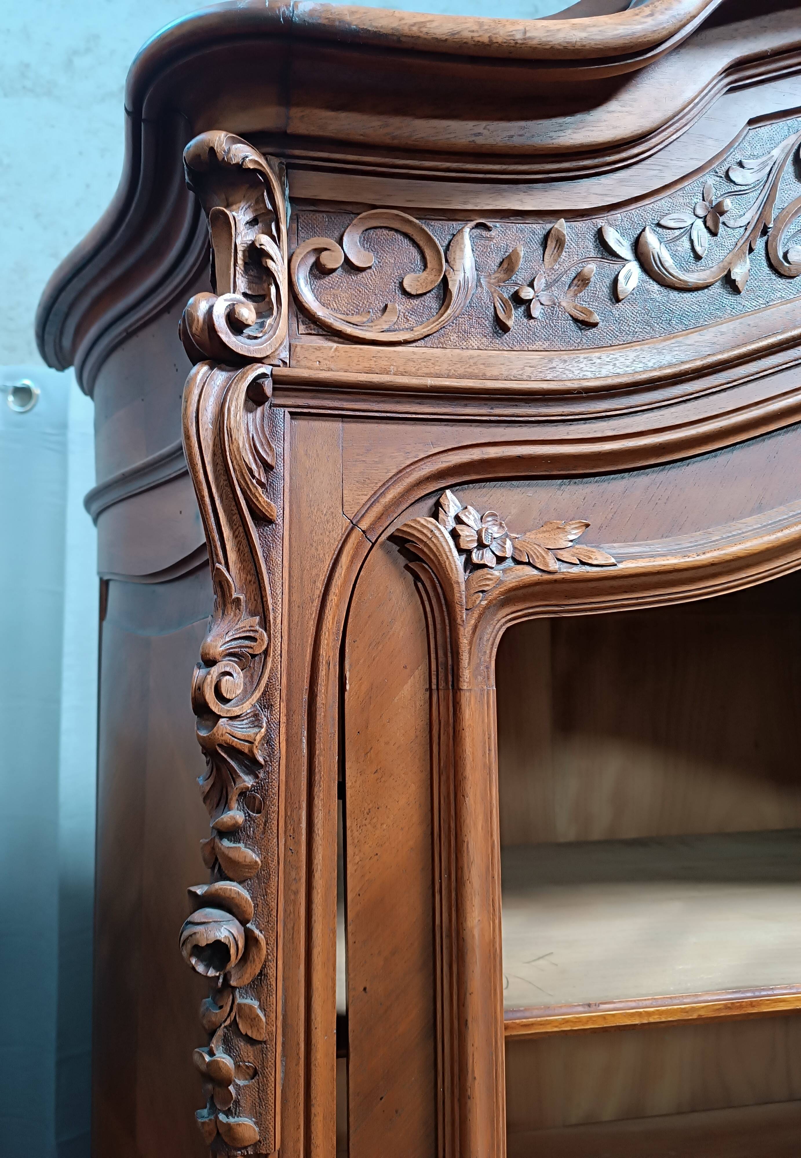 Rococo library in walnut