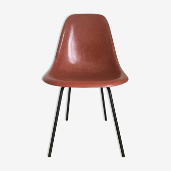 Herman Miller "DSX" chair in fiberglass, Charles & Ray Eames