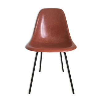 Herman Miller "DSX" chair in fiberglass, Charles & Ray Eames