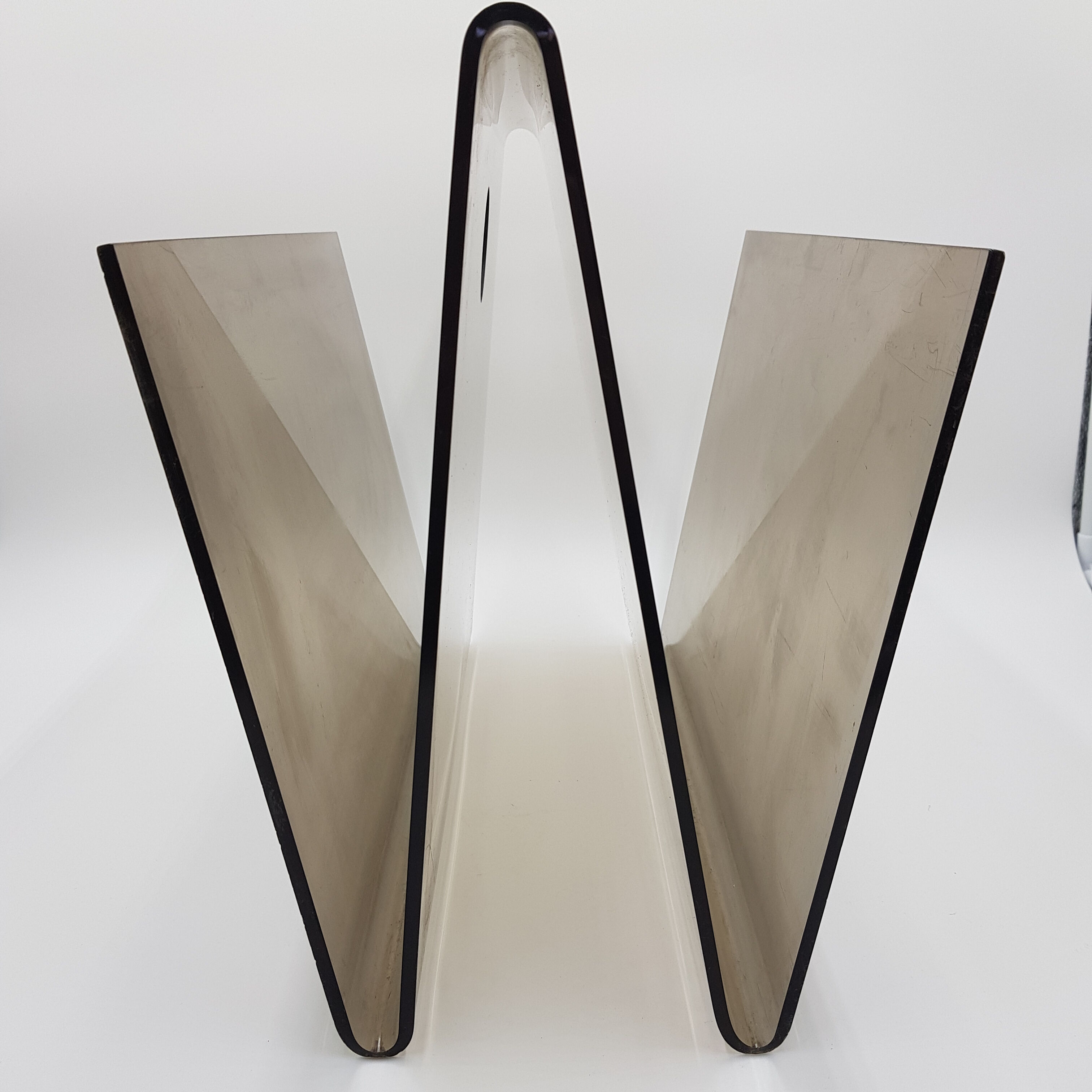 Magazine rack smoked plexiglas