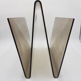 Porte revue en plexiglas fumé
