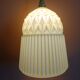Paire de suspensions en verre blanc vintage