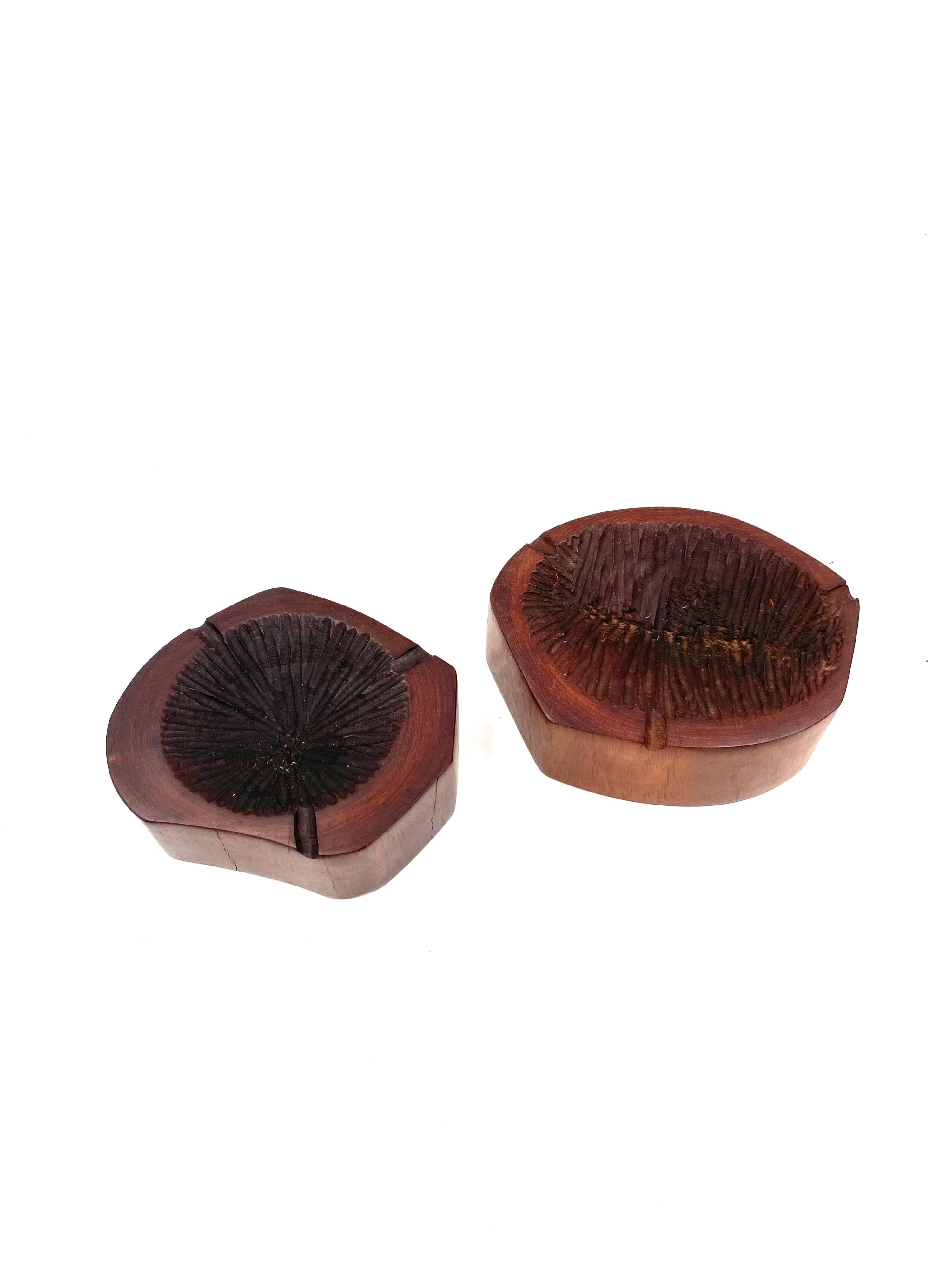 Organic modern set of 2 wood ashtrays, France 1970s