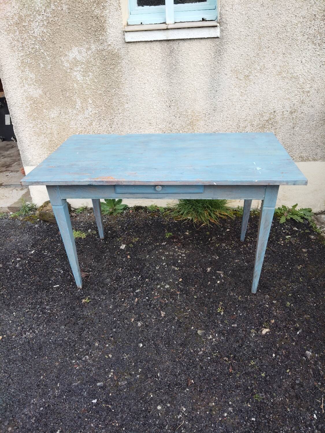 Antique table with spindle legs, patinated in celadon blue – solid wood – 19