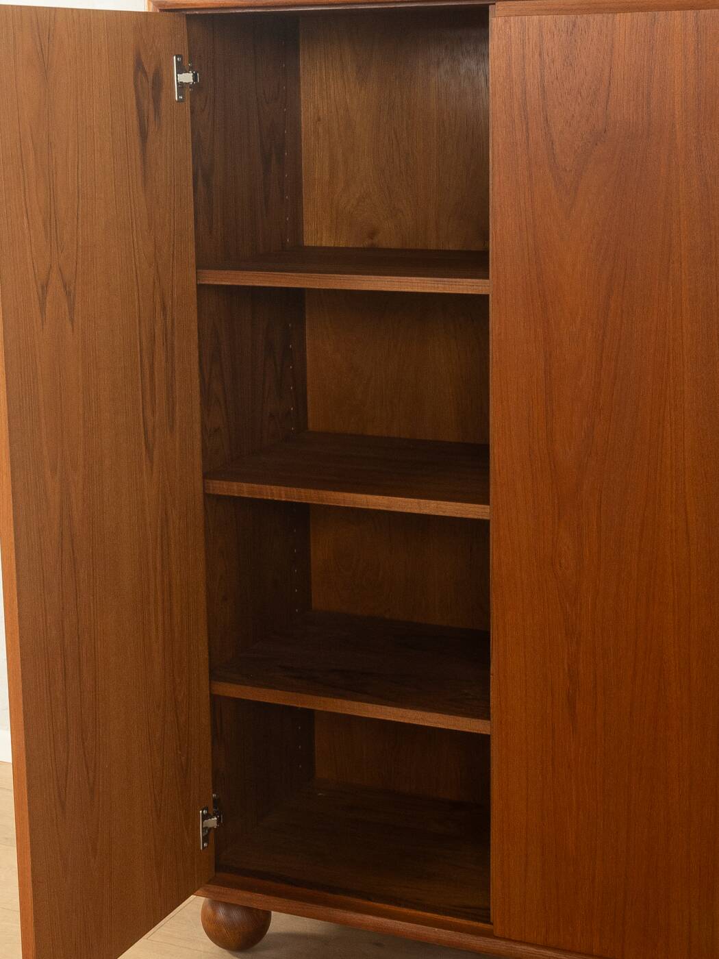 Chest of drawers in classic 1960s design, teak, Denmark