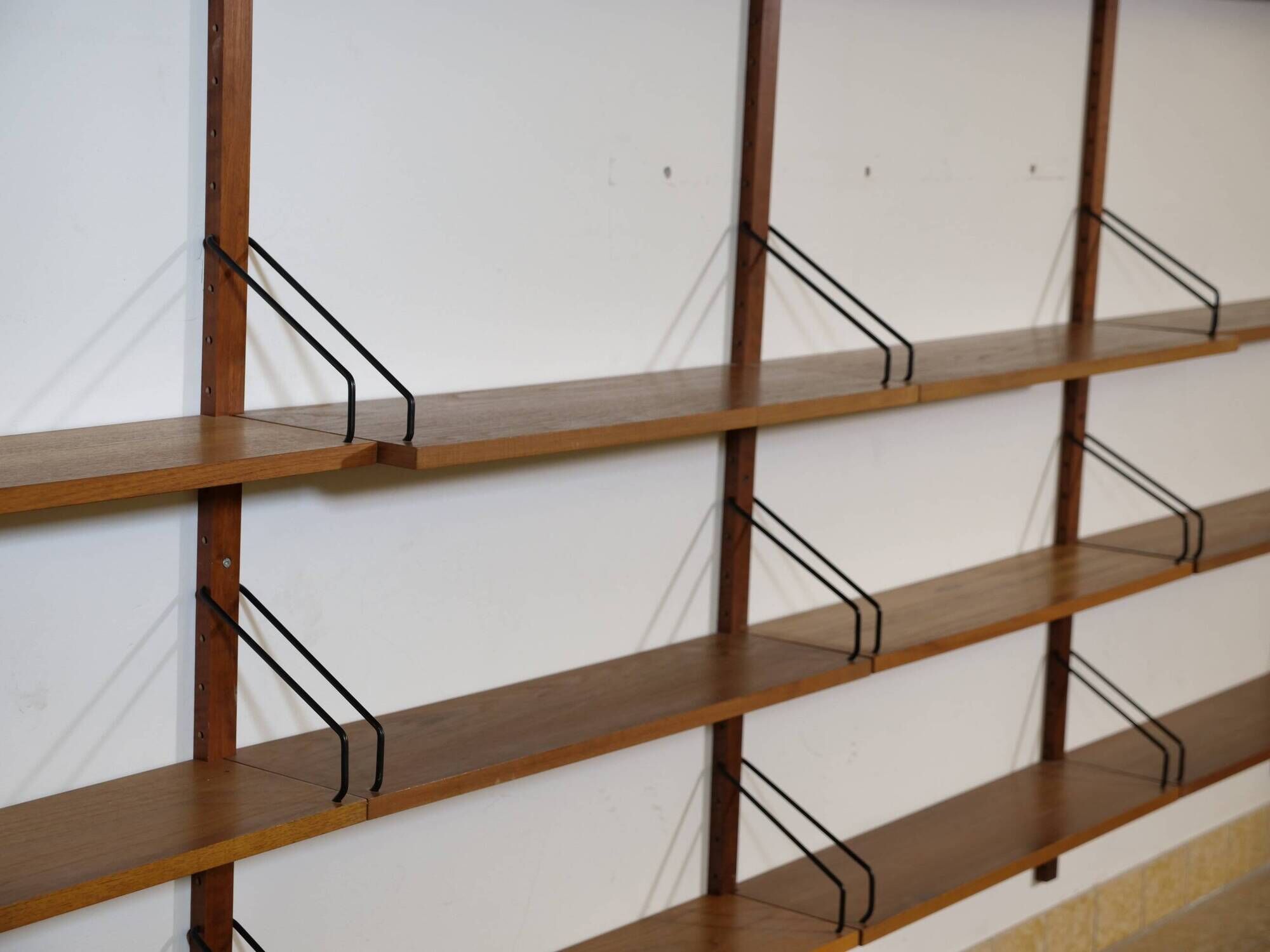 Shelving System in Teak by Poul Cadovius, Royal Model, Set of 25, 1960s