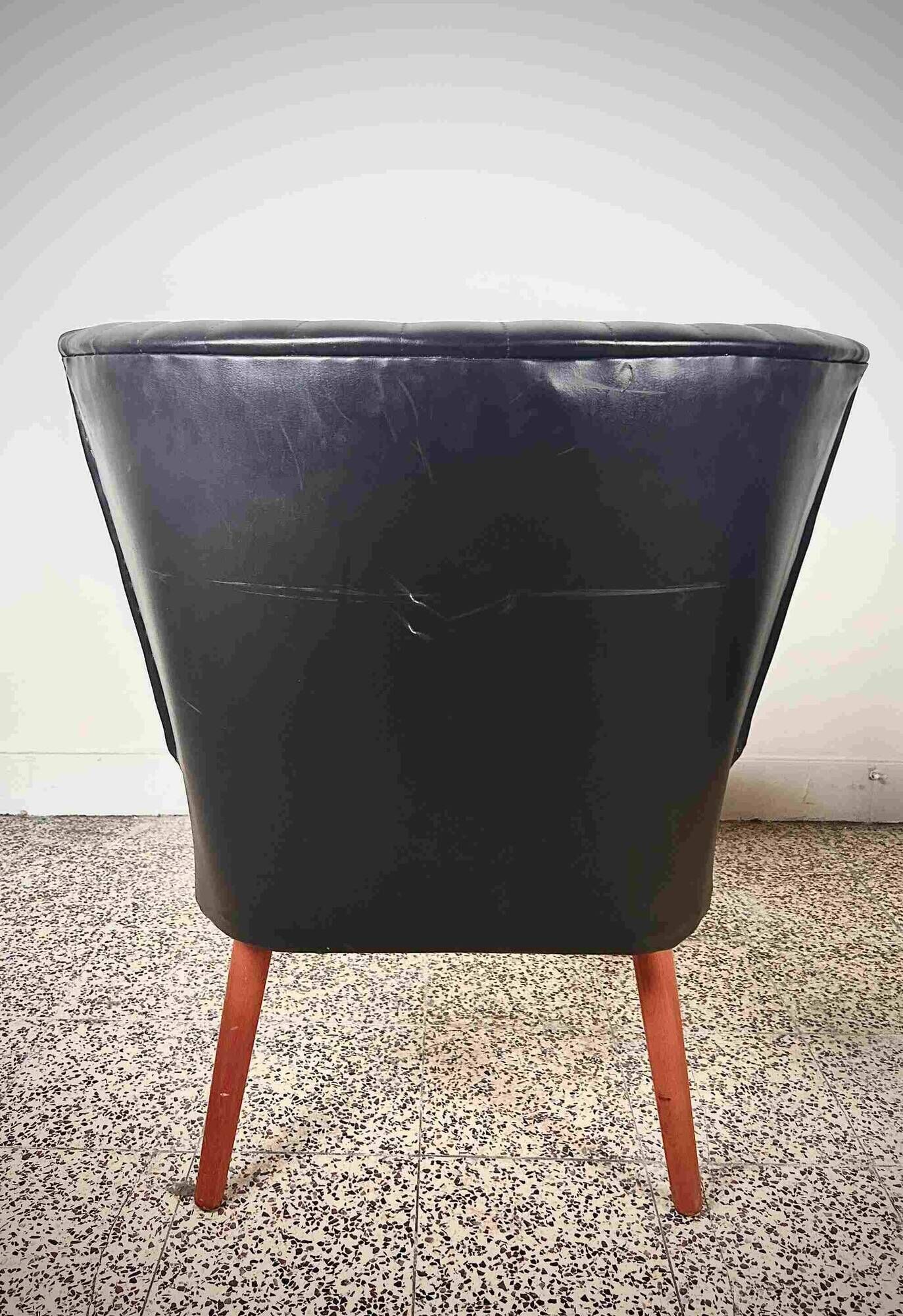 Pair of vintage club armchairs in black leatherette – 1950s
