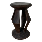 Sculptural stool in solid wood – Ivory Coast