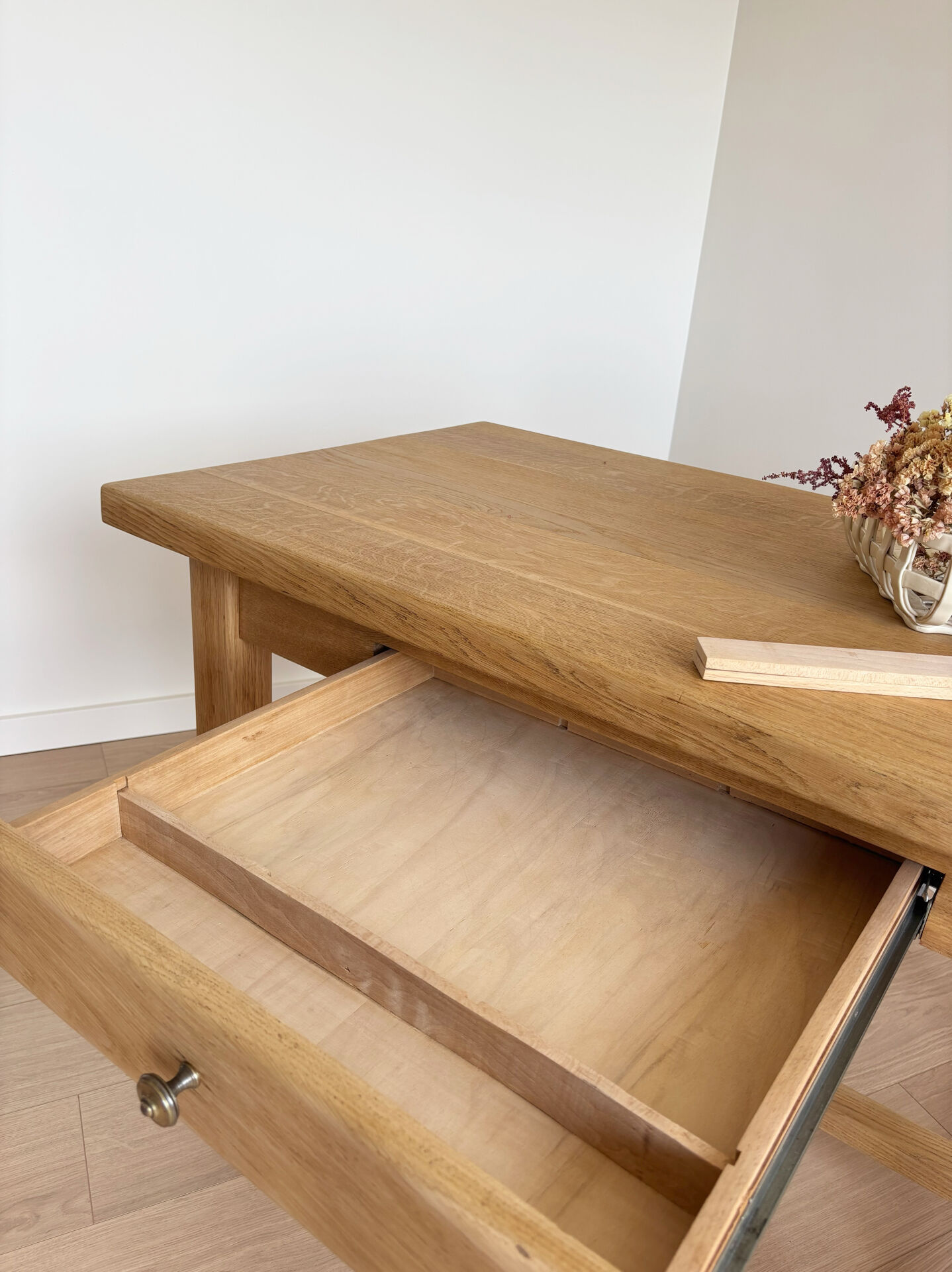 Old farmhouse table in solid oak with a drawer.