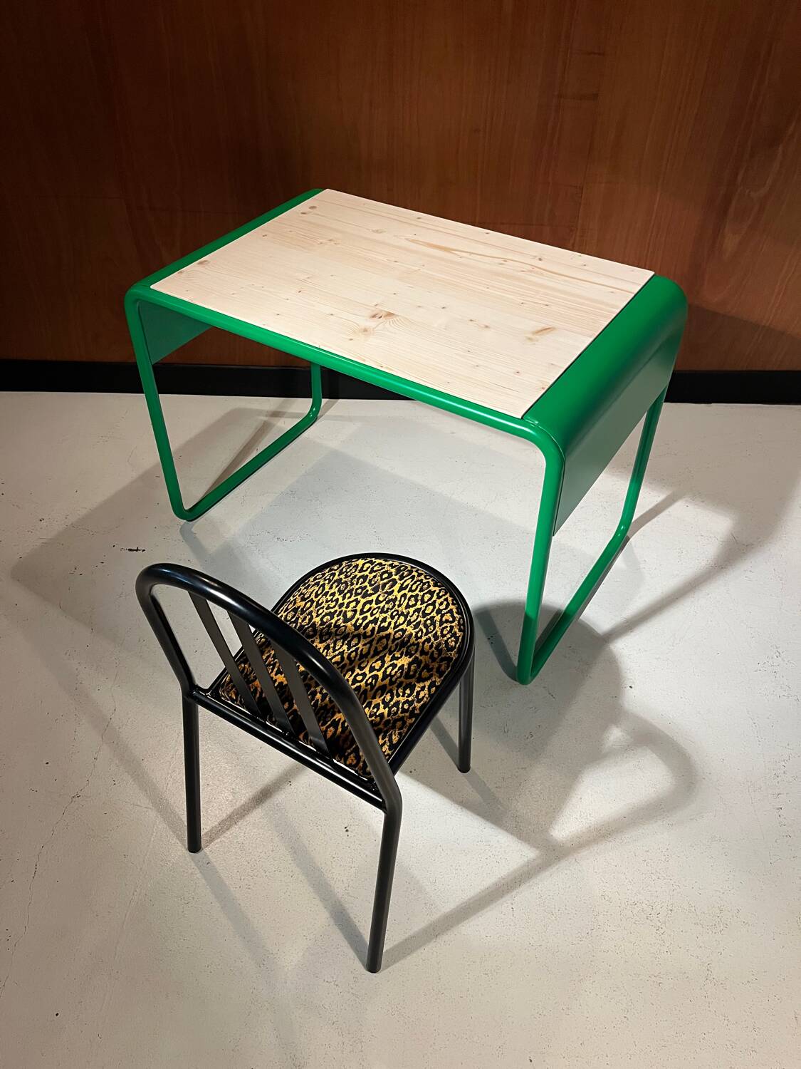 Vintage desk from around 1970.