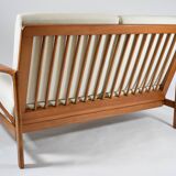 Scandinavian 2-seater Sofa, creme