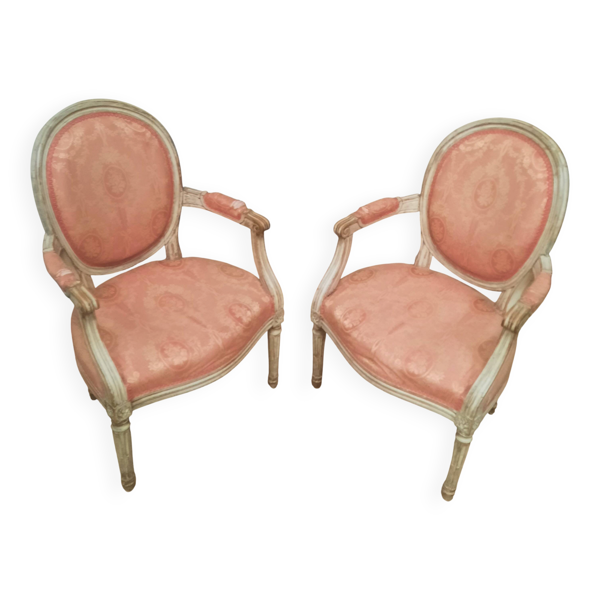Paire de  fauteuil medaillon de style Louis XVI