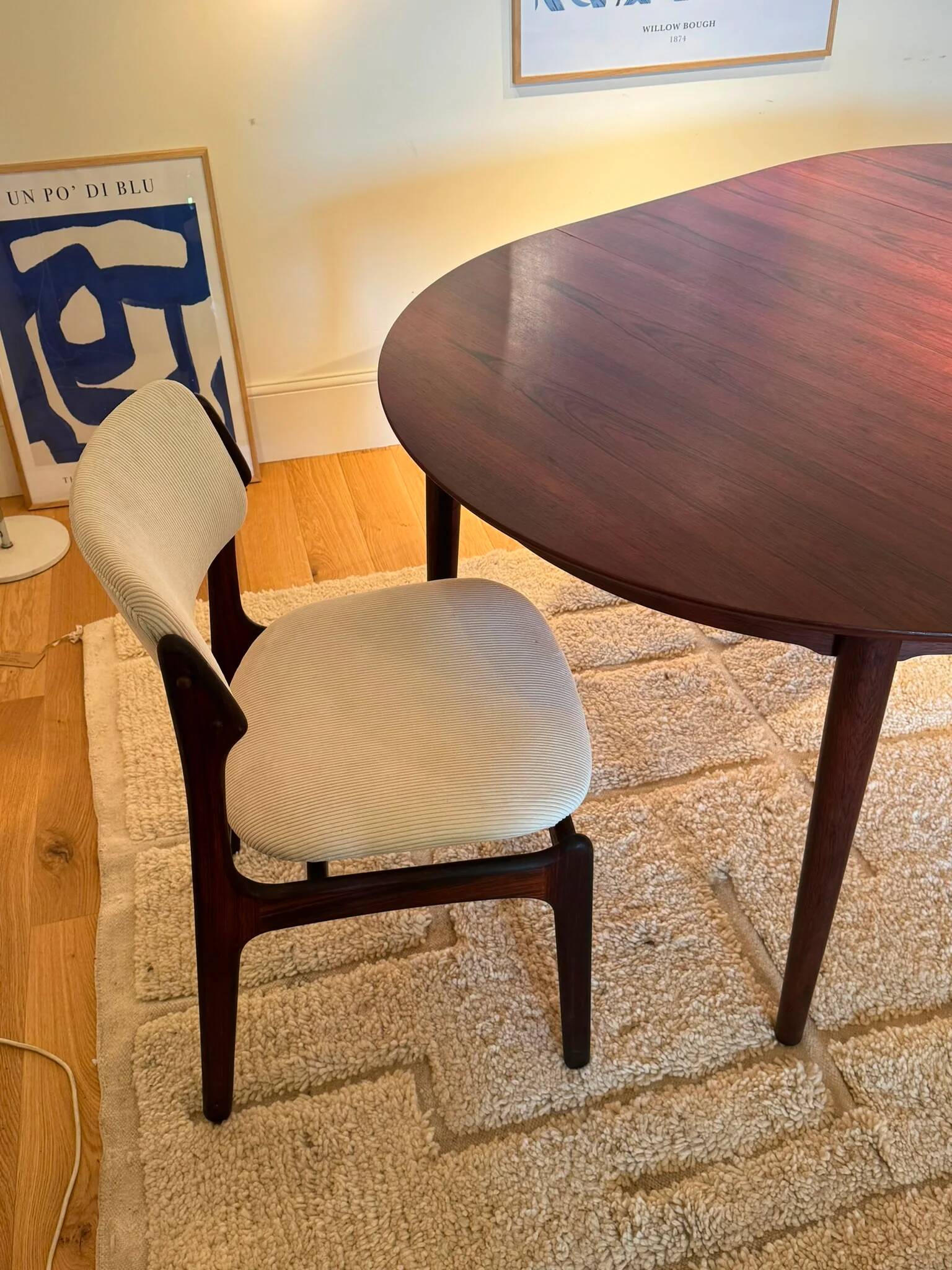 Vintage Scandinavian extendable round table in rosewood "Ingrid"