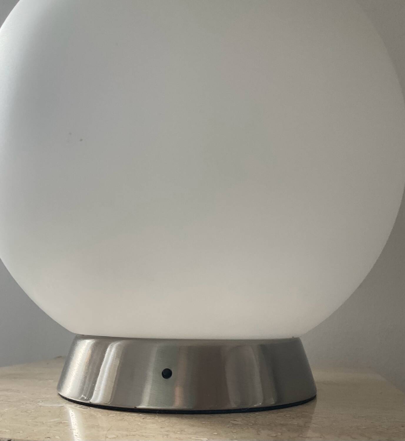 Designer ball lamp in frosted glass and chrome metal