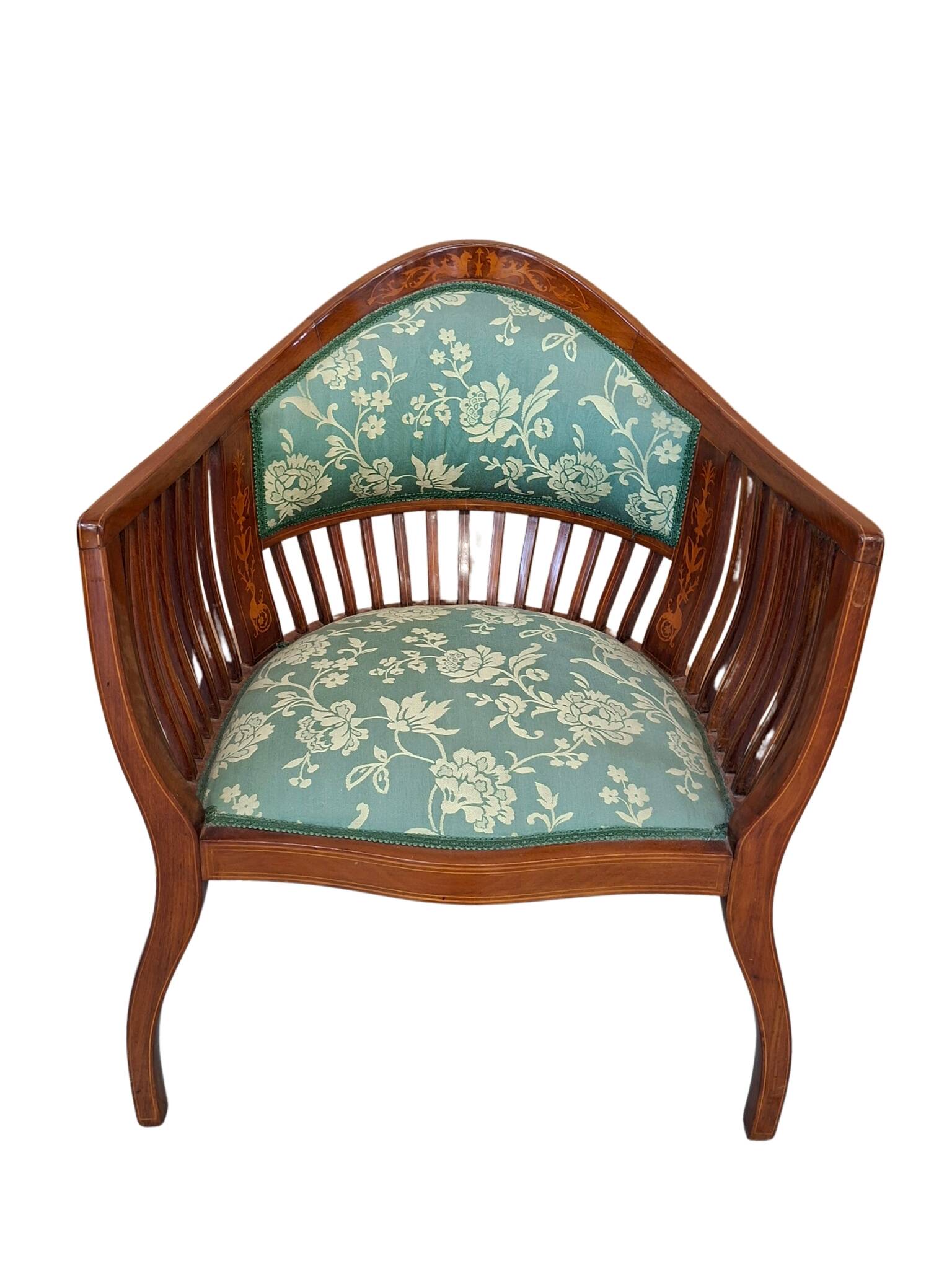 Elegante Poltrona da Camera in Ciliegio Intarsiato