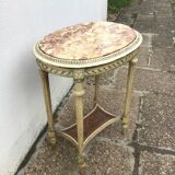 Pedestal table